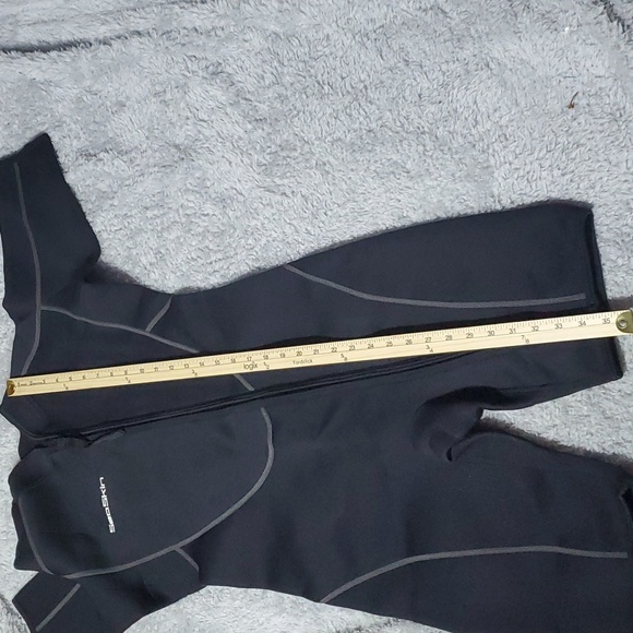 Seaskin Plus Size 3mm Shorty Wetsuit for Mens and Womens - Picture 11 of 12